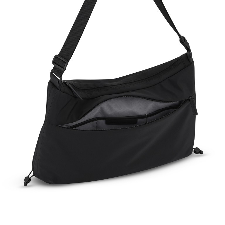 Beuteltasche Skara Large mit Laptopfach All Black, Farbe: schwarz, Marke: Kapten & Son, EAN: 4251145244736, Abmessungen in cm: 46x31x11.5, Bild 10 von 12